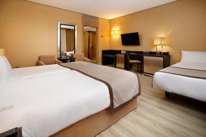 Hcc St. Moritz Hotel Barcelona Kamer foto